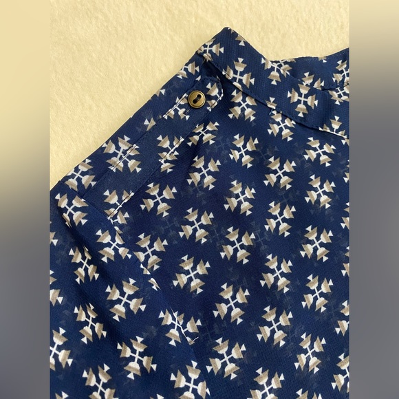 Gap patterned blouse - Picture 8 of 10